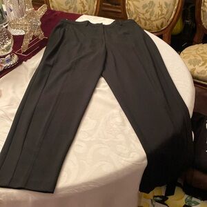 Wolfgang Kaiser dress slacks in black hidden front button